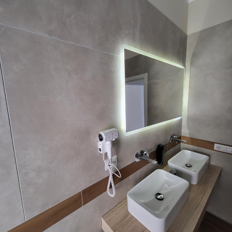 B&B Salerno Urban Suite 57 Ngoại thất bức ảnh