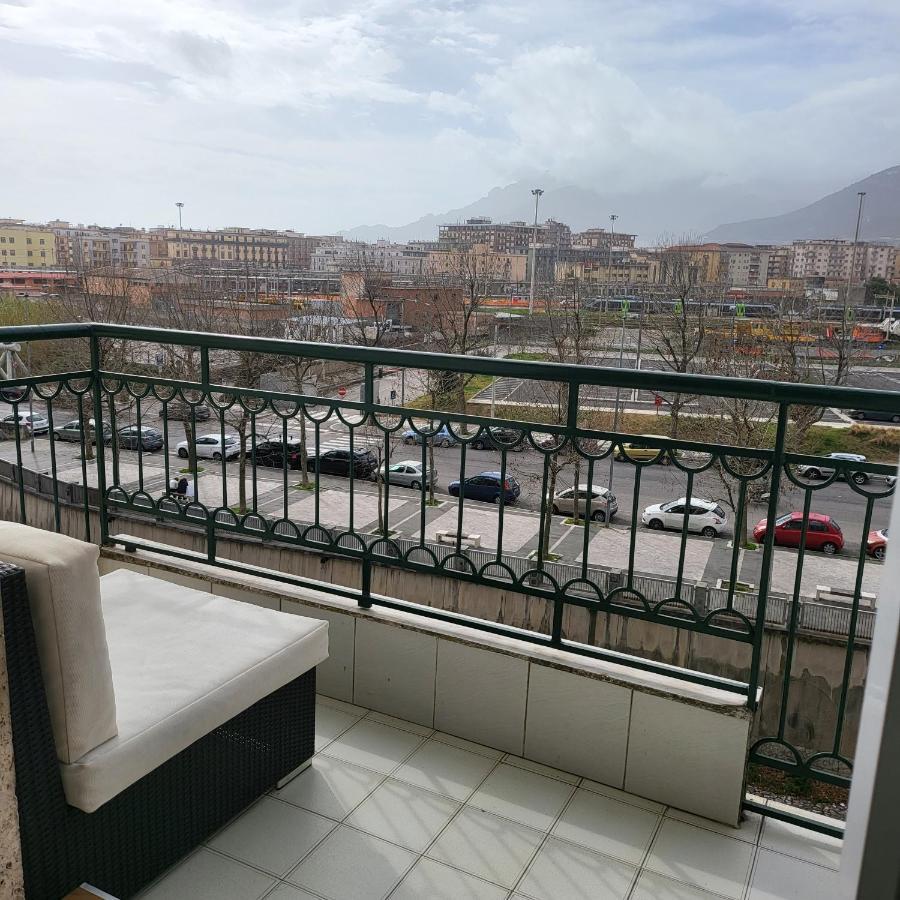 B&B Salerno Urban Suite 57 Ngoại thất bức ảnh