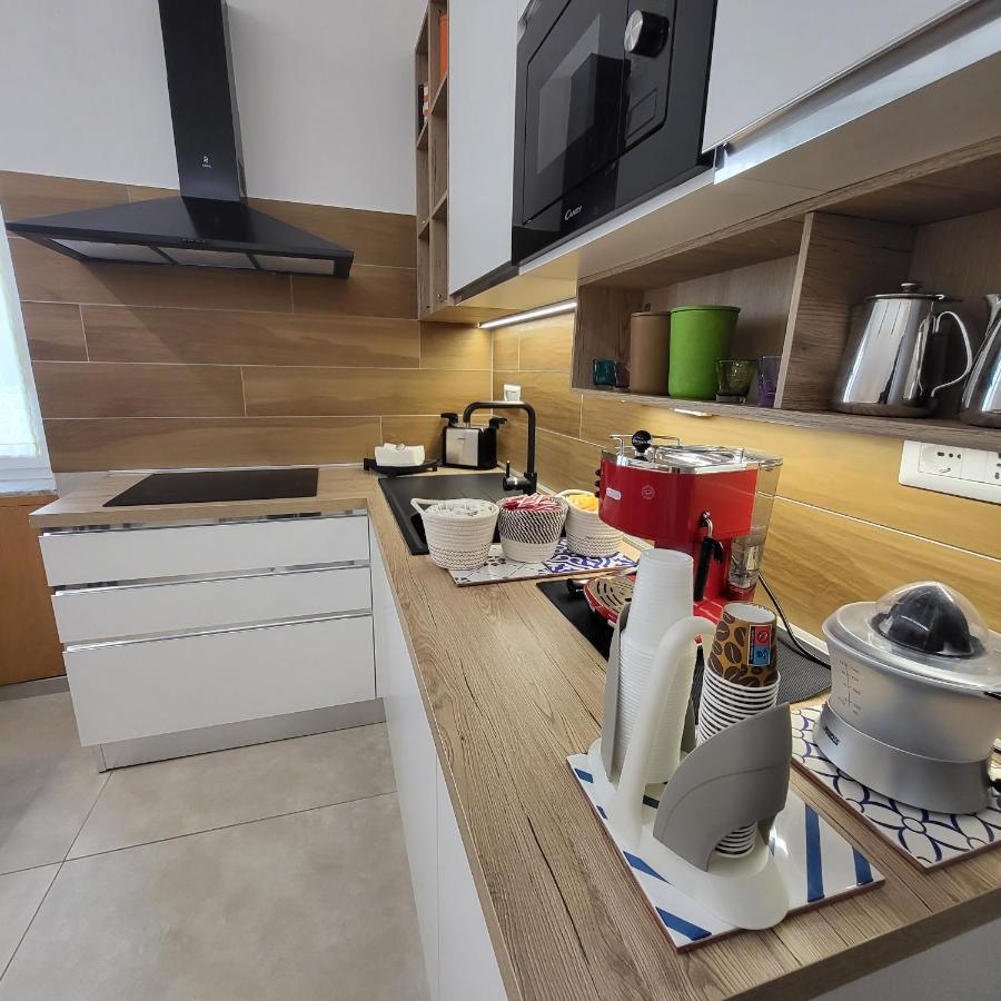B&B Salerno Urban Suite 57 Ngoại thất bức ảnh