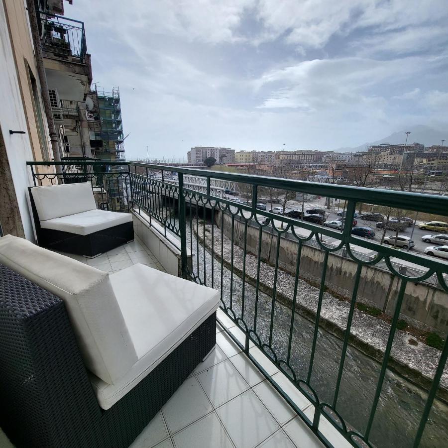 B&B Salerno Urban Suite 57 Ngoại thất bức ảnh