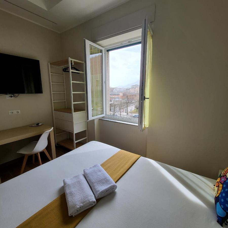 B&B Salerno Urban Suite 57 Ngoại thất bức ảnh