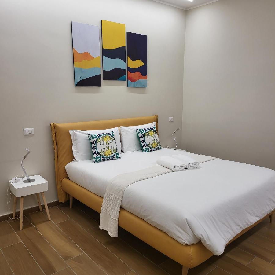 B&B Salerno Urban Suite 57 Ngoại thất bức ảnh